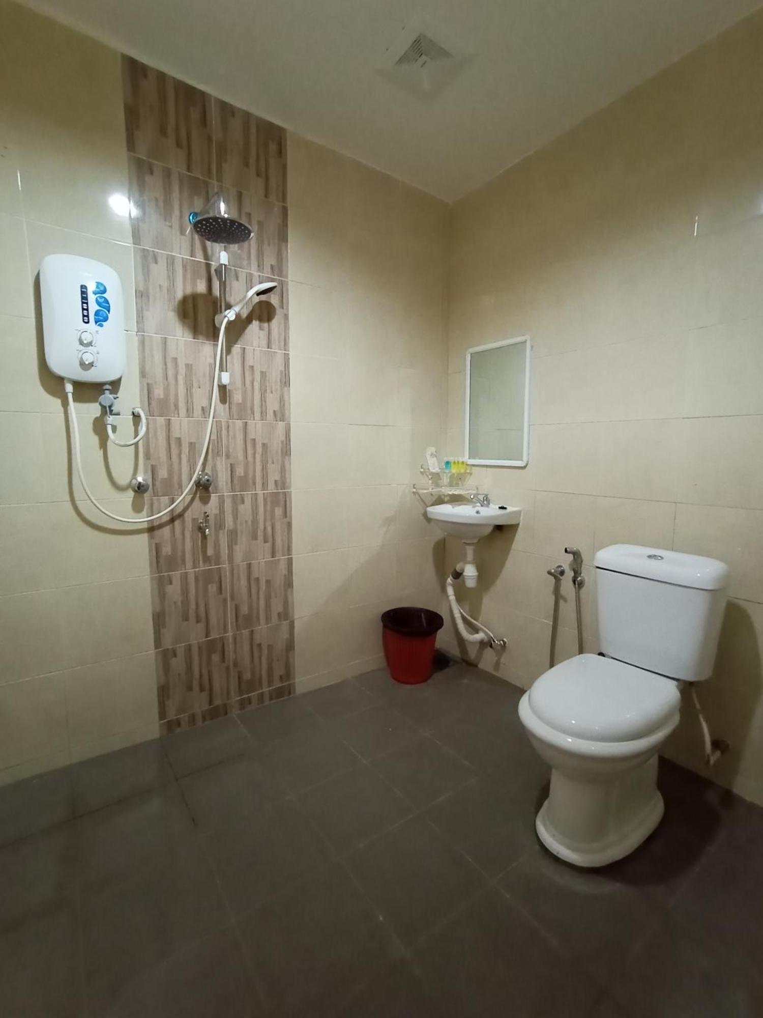 Dane & Shue Hotel Kok Lanas Kampong Kok Lanas Esterno foto