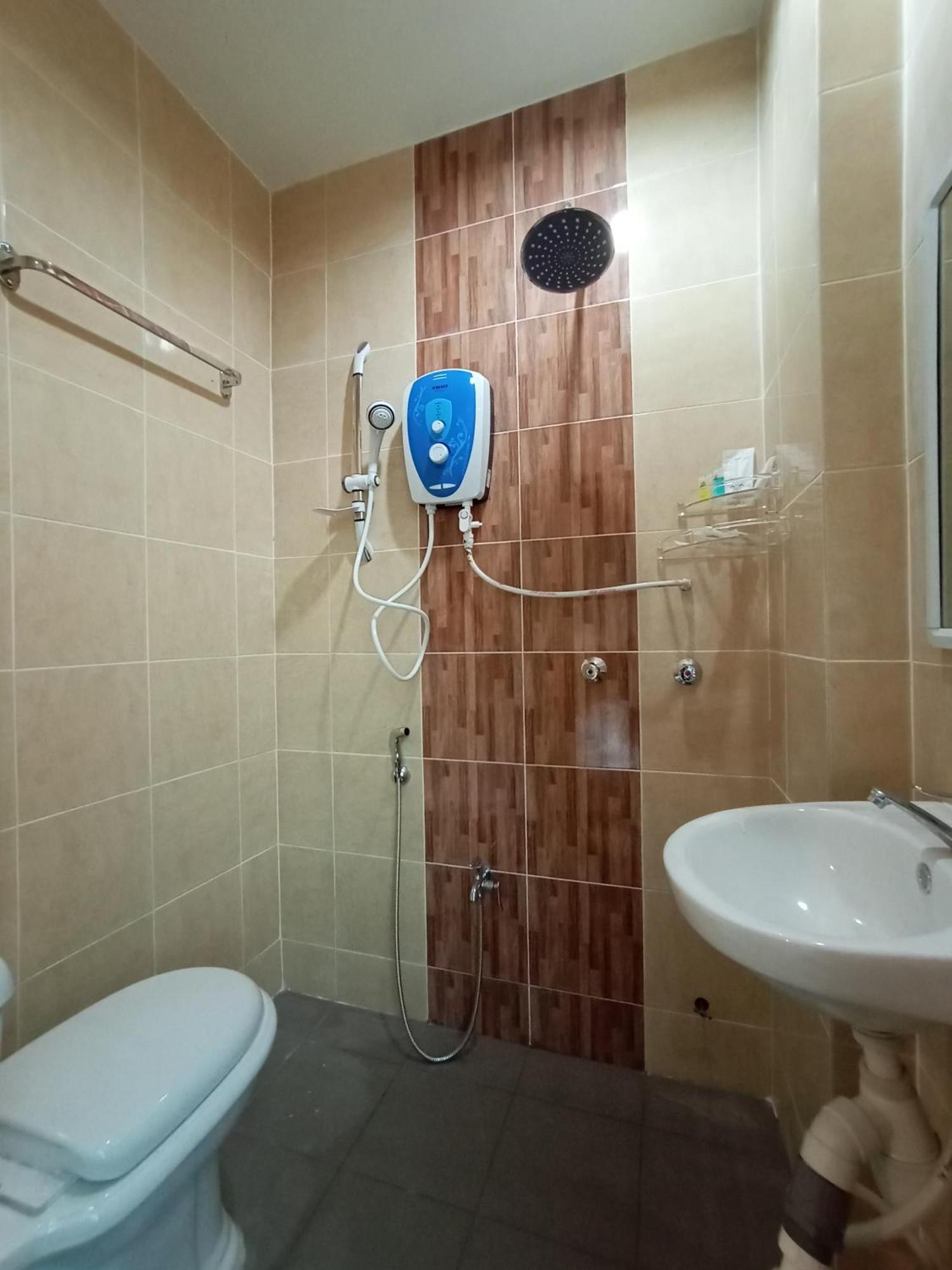 Dane & Shue Hotel Kok Lanas Kampong Kok Lanas Esterno foto