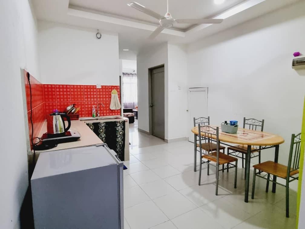 Dane & Shue Hotel Kok Lanas Kampong Kok Lanas Esterno foto